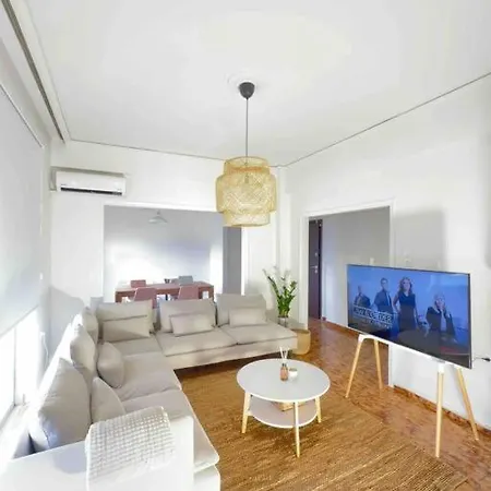 Linear Flat - Center - Private Parking Appartamento