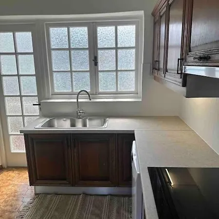 Linear Flat - Center - Private Parking Apartment